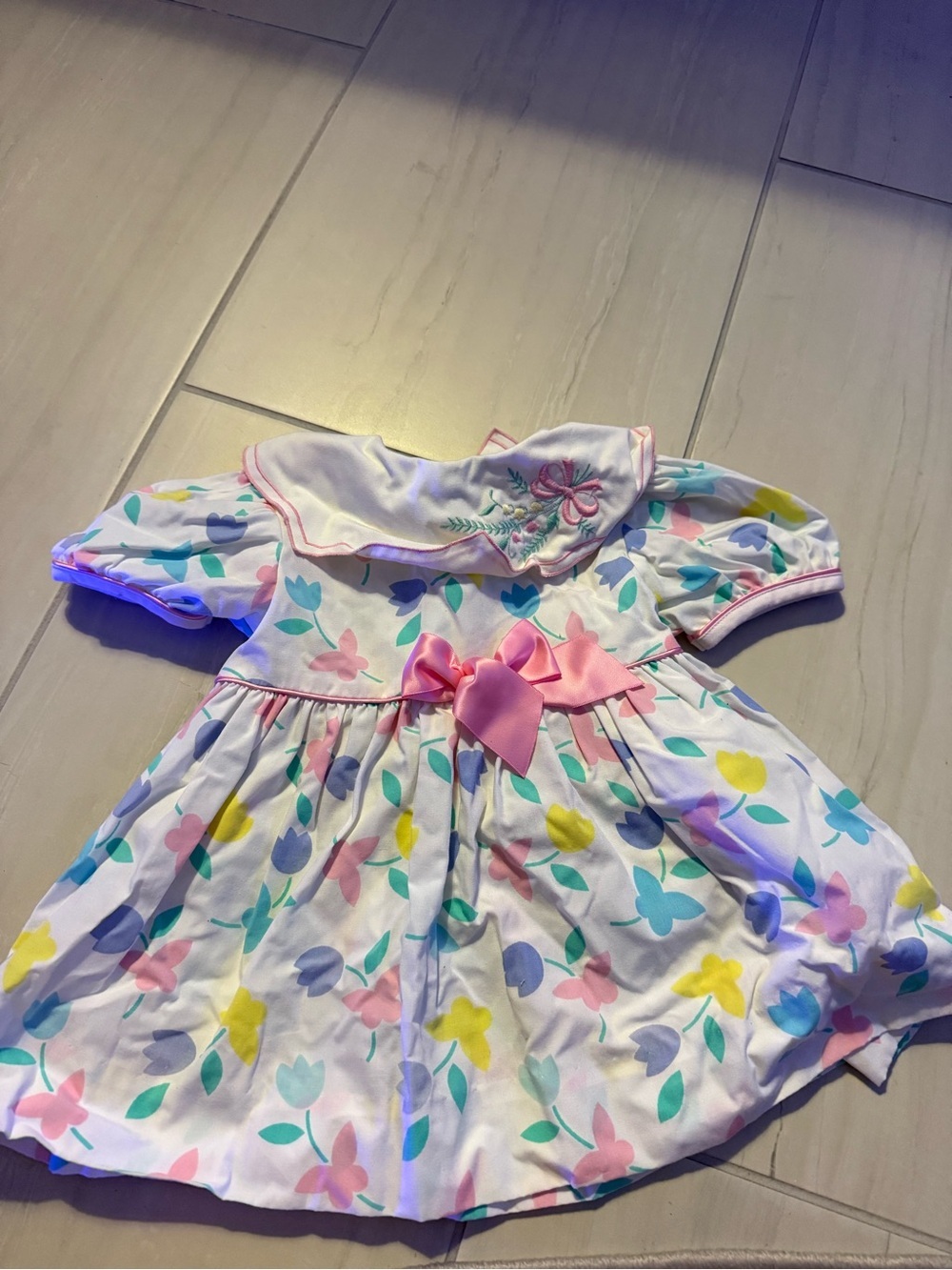 Vintage 90s Baby Girl Dress Size 18 Months Collared Colorful Flowers